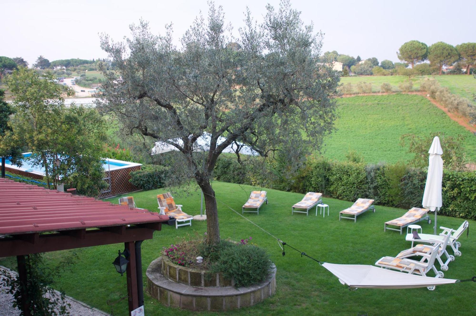 Apartmán Vigna Licia Pomezia Exteriér fotografie