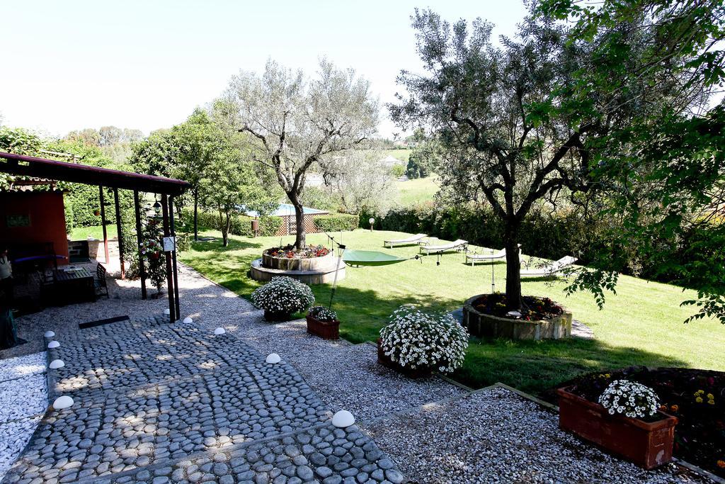 Apartmán Vigna Licia Pomezia Exteriér fotografie