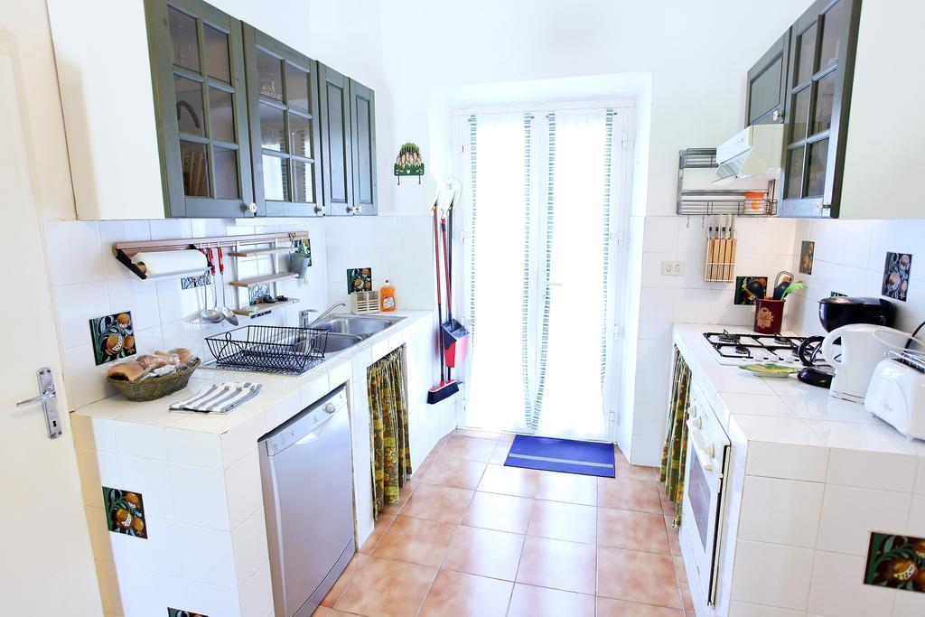 Apartmán Vigna Licia Pomezia Exteriér fotografie