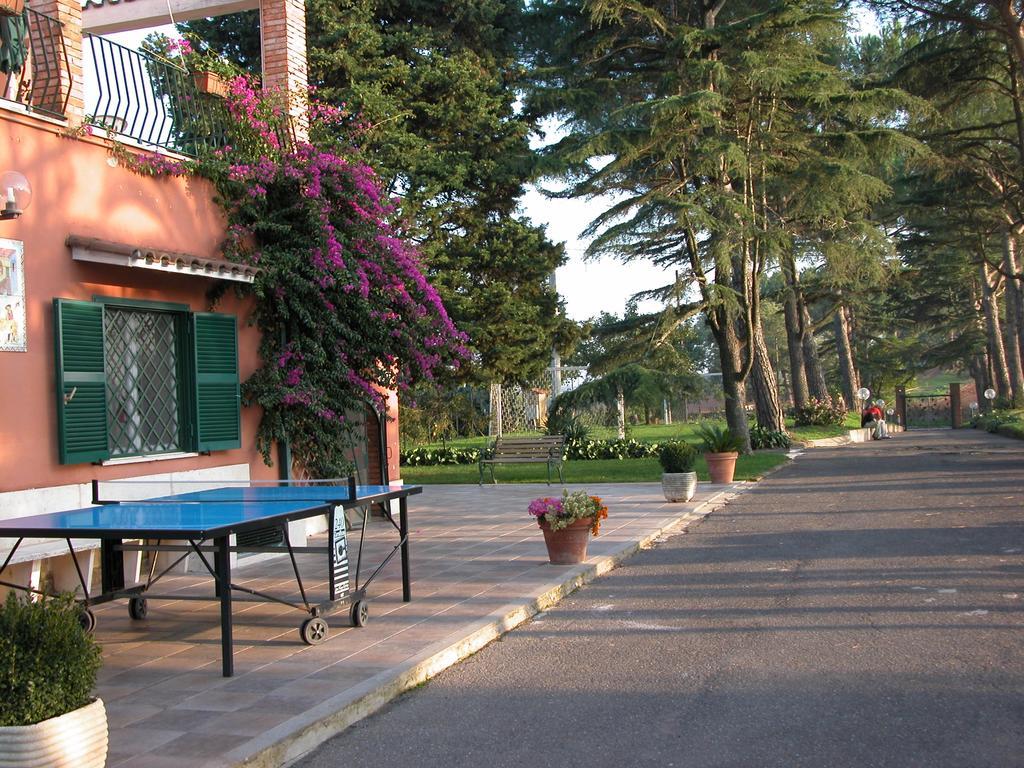 Apartmán Vigna Licia Pomezia Exteriér fotografie